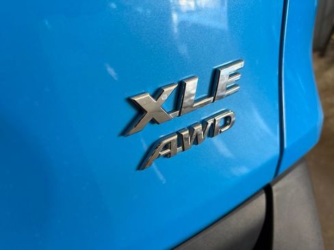 Used 2019 Toyota RAV4 XLE w/ Convenience Package AWD/4WD image 29