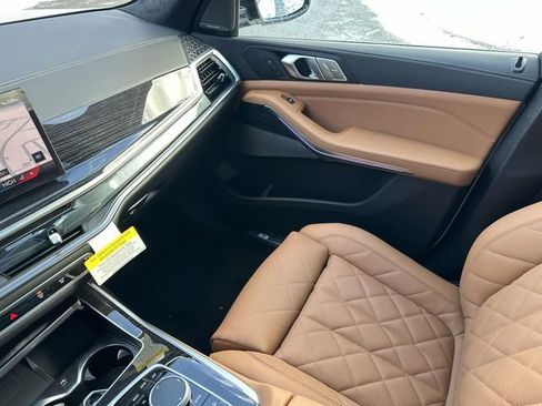 New 2026 BMW X7 xDrive40i w/ M Sport Package image 18