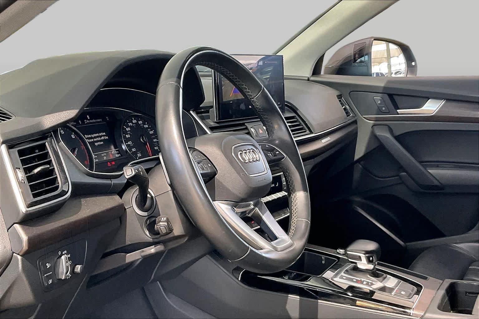 Used 2021 Audi Q5 2.0T Premium w/ Convenience Package AWD/4WD image 18