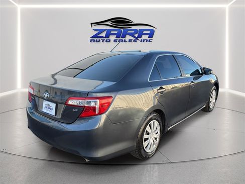 Used 2012 Toyota Camry LE image 7