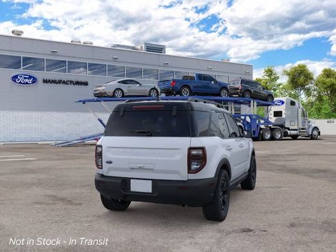 New 2026 Ford Bronco Sport Outer Banks AWD/4WD image 8