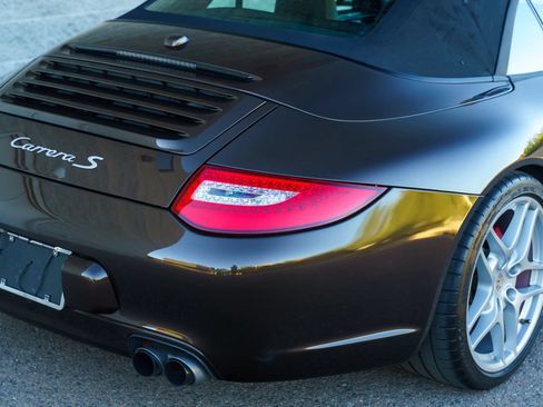 Used 2010 Porsche 911 Carrera S RWD image 50