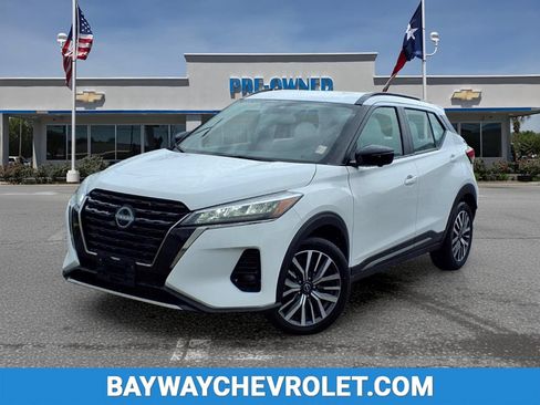 Used 2024 Nissan Kicks SR FWD image 1