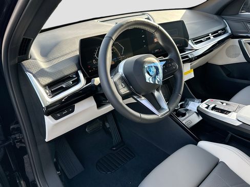 New 2026 BMW X2 xDrive28i w/ Convenience Package AWD/4WD image 5