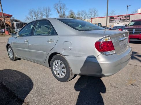 Used 2006 Toyota Camry image 3