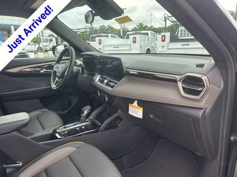 New 2026 Chevrolet TrailBlazer ACTIV w/ Driver Confidence Package FWD image 32