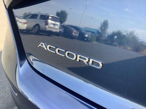 Used 2025 Honda Accord SE image 6