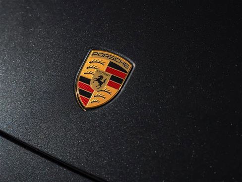 Used 2025 Porsche Macan Electric image 14