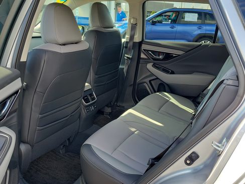 Certified 2025 Subaru Outback Limited AWD/4WD image 13