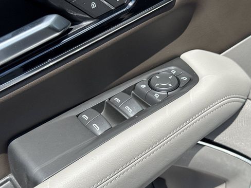 New 2026 GMC Yukon Elevation RWD image 20