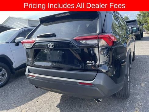 Used 2024 Toyota RAV4 XLE AWD/4WD image 6