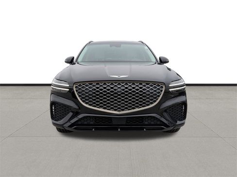 Used 2025 Genesis GV70 3.5T Sport w/ Sport Prestige Package image 2