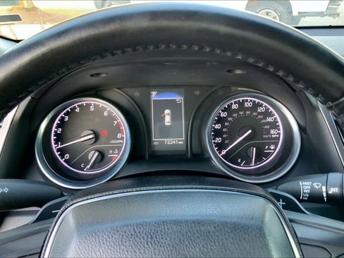 Used 2020 Toyota Camry SE image 26