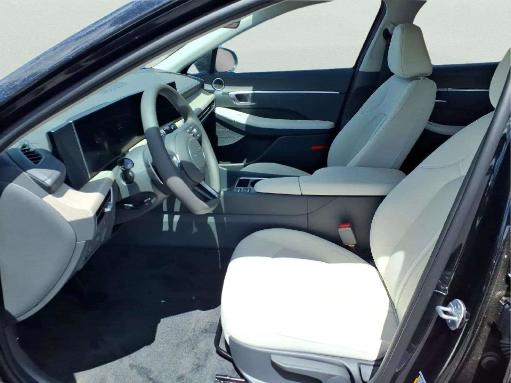 New 2026 Hyundai Sonata Blue FWD image 14