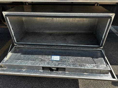 Used 2021 RAM 4500 Tradesman image 15