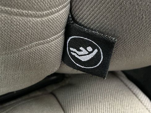 Used 2022 Nissan Pathfinder SV image 15