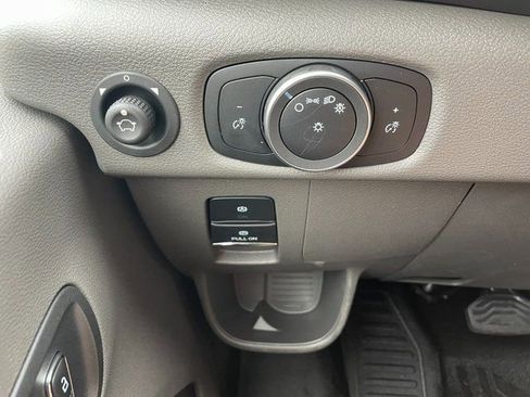 New 2025 Ford Transit 250 148 Medium Roof Extended AWD image 25