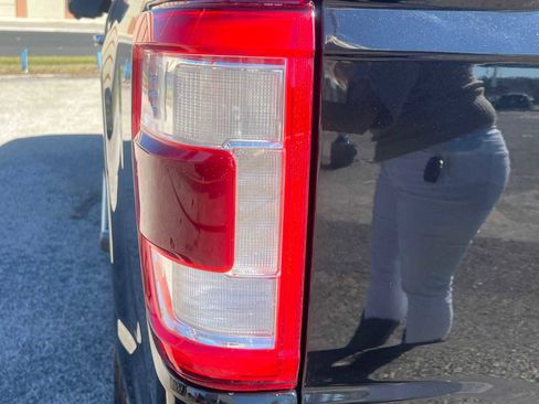 Used 2021 Ford F150 Lariat image 12