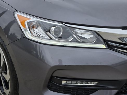 Used 2016 Honda Accord EX-L image 33