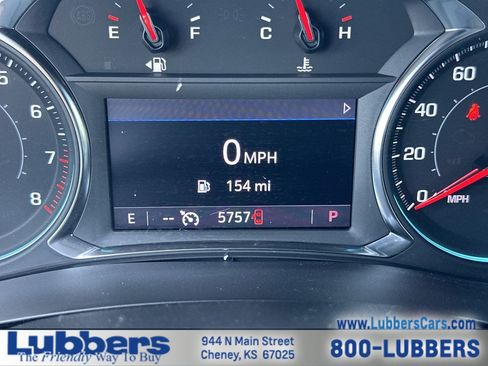 Used 2023 Chevrolet Traverse LT FWD image 15