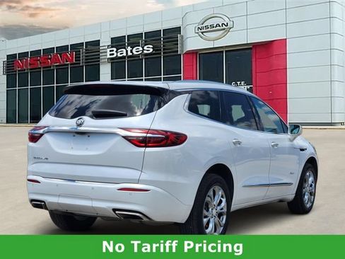 Used 2020 Buick Enclave Avenir w/ Avenir Technology Package FWD image 4