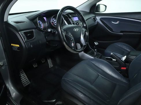 Used 2014 Hyundai Elantra GT w/ Option Group 02 image 17