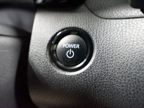 Certified 2025 Toyota Camry SE w/ Convenience Package image 27