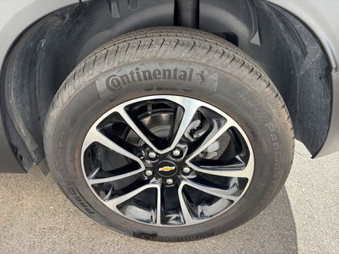 Used 2025 Chevrolet TrailBlazer LT image 30