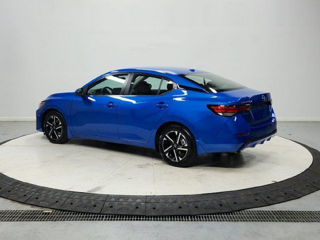Used 2025 Nissan Sentra SV FWD image 6