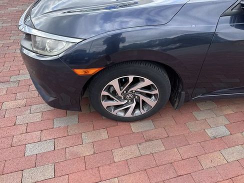 Used 2016 Honda Civic EX image 2