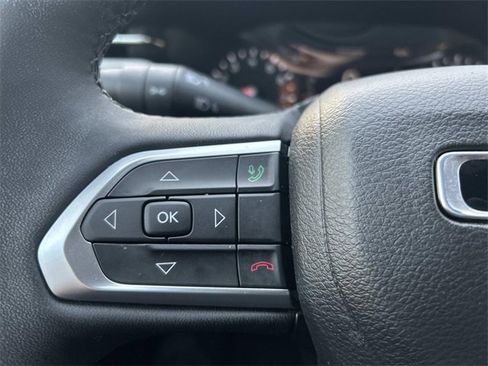 Used 2023 Jeep Compass Limited image 24