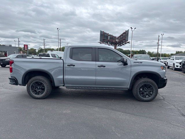 Used 2024 Chevrolet Silverado 1500 ZR2 w/ Technology Package AWD/4WD image 12