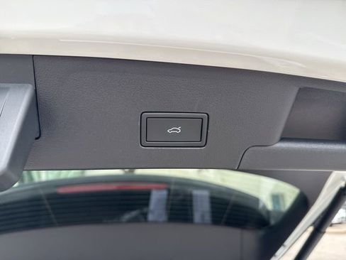 New 2026 Volkswagen Atlas Cross Sport SEL image 62