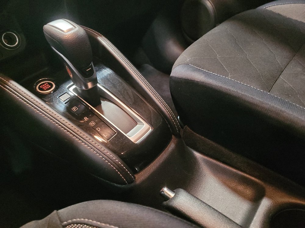 Used 2018 Nissan Kicks SV FWD image 26