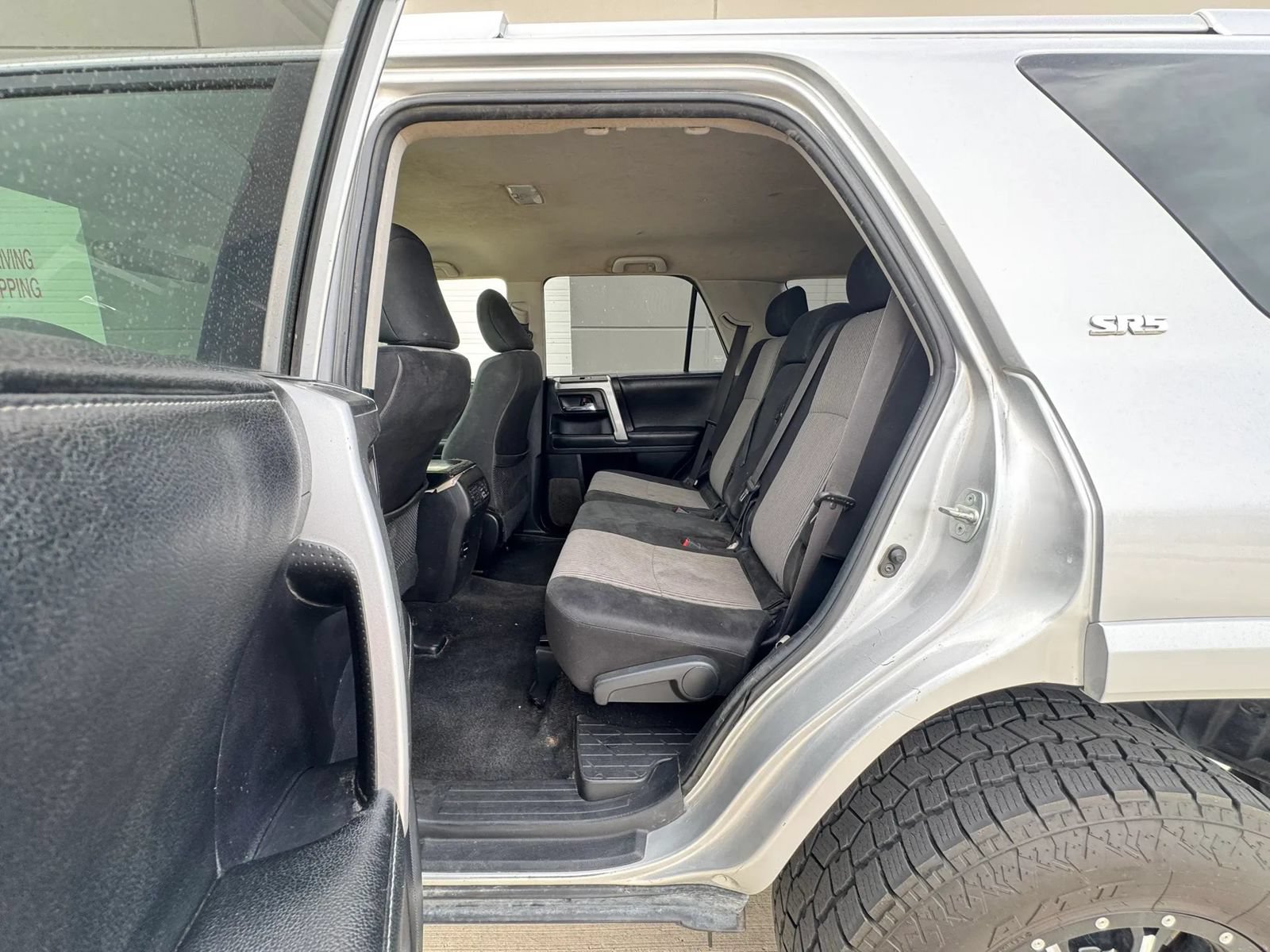 Used 2015 Toyota 4Runner SR5 AWD/4WD image 14