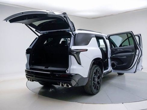 New 2026 Chevrolet Traverse RS FWD image 21
