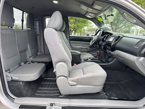 Used 2015 Toyota Tacoma 4x4 Access Cab w/ Convenience Package image 23