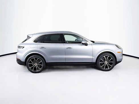 New 2026 Porsche Cayenne AWD/4WD image 8