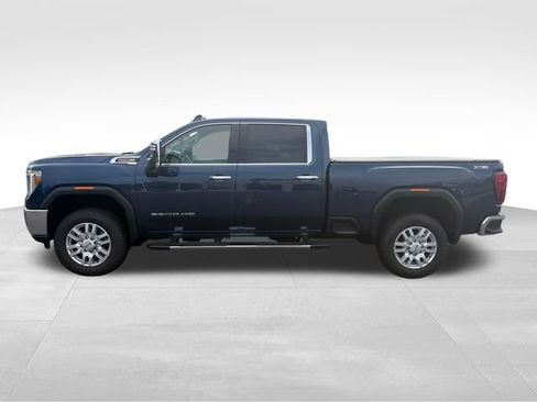 Used 2021 GMC Sierra 2500 SLT AWD/4WD image 2