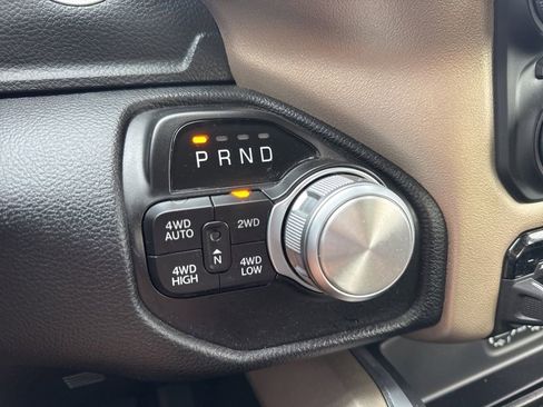 Used 2022 RAM 1500 Laramie AWD/4WD image 11