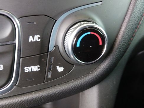 Used 2022 Chevrolet Equinox RS w/ RS Leather Package image 26