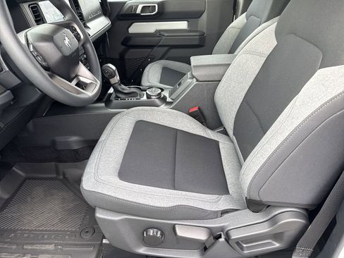 New 2026 Ford Bronco 2-Door w/ Sasquatch Package AWD/4WD image 9