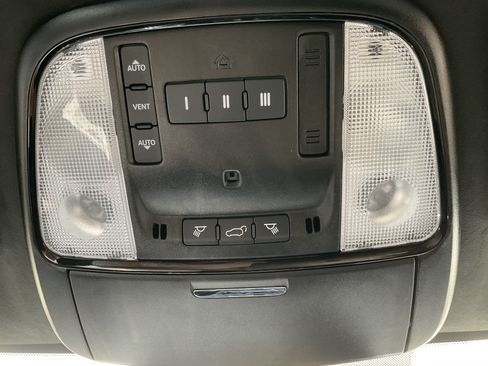 Used 2022 Dodge Durango SRT w/ SRT Interior Appearance Group AWD/4WD image 35