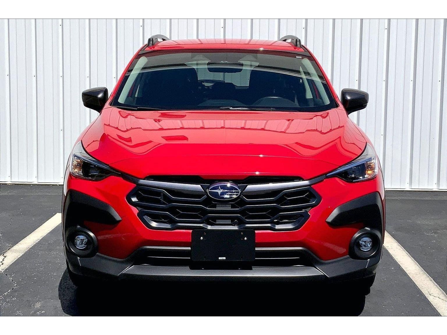 Used 2024 Subaru Crosstrek 2.0i Premium AWD/4WD image 3