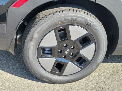 New 2026 Hyundai Santa Fe SE image 23