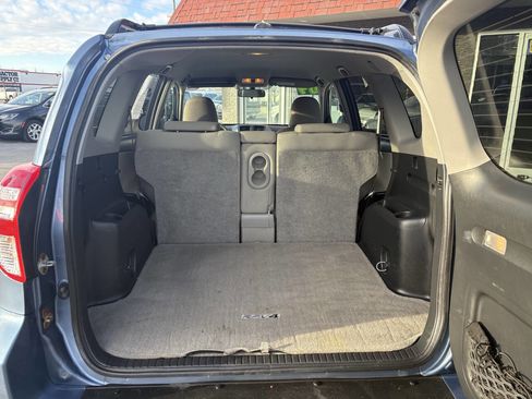 Used 2009 Toyota RAV4 4WD image 9