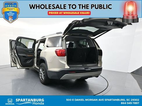 Used 2017 GMC Acadia SLE image 49