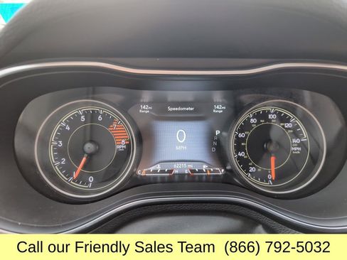 Used 2019 Jeep Cherokee Limited image 18