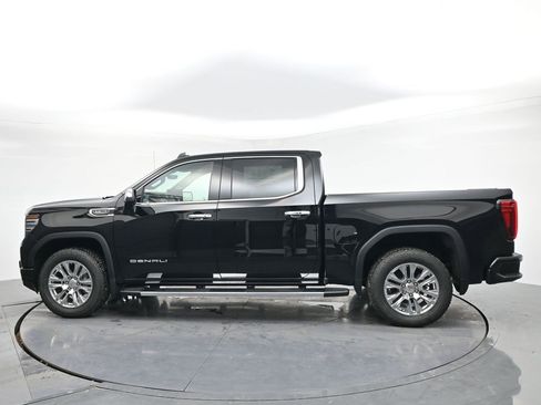 New 2026 GMC Sierra 1500 Denali w/ Technology Package image 3