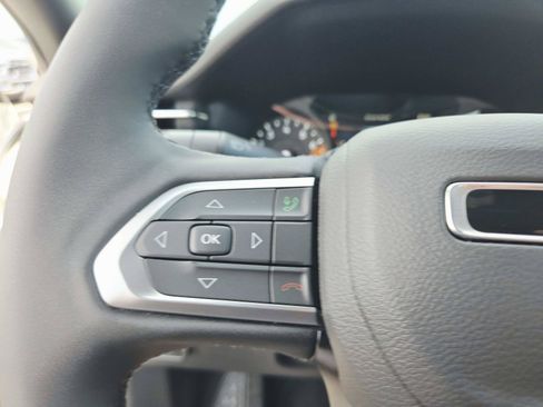 Used 2025 Jeep Compass Limited AWD/4WD image 19
